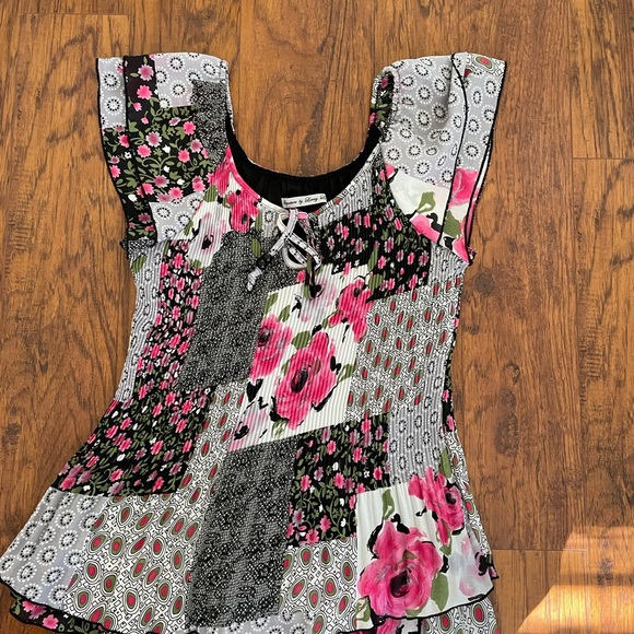 Top - Picture 6 of 6